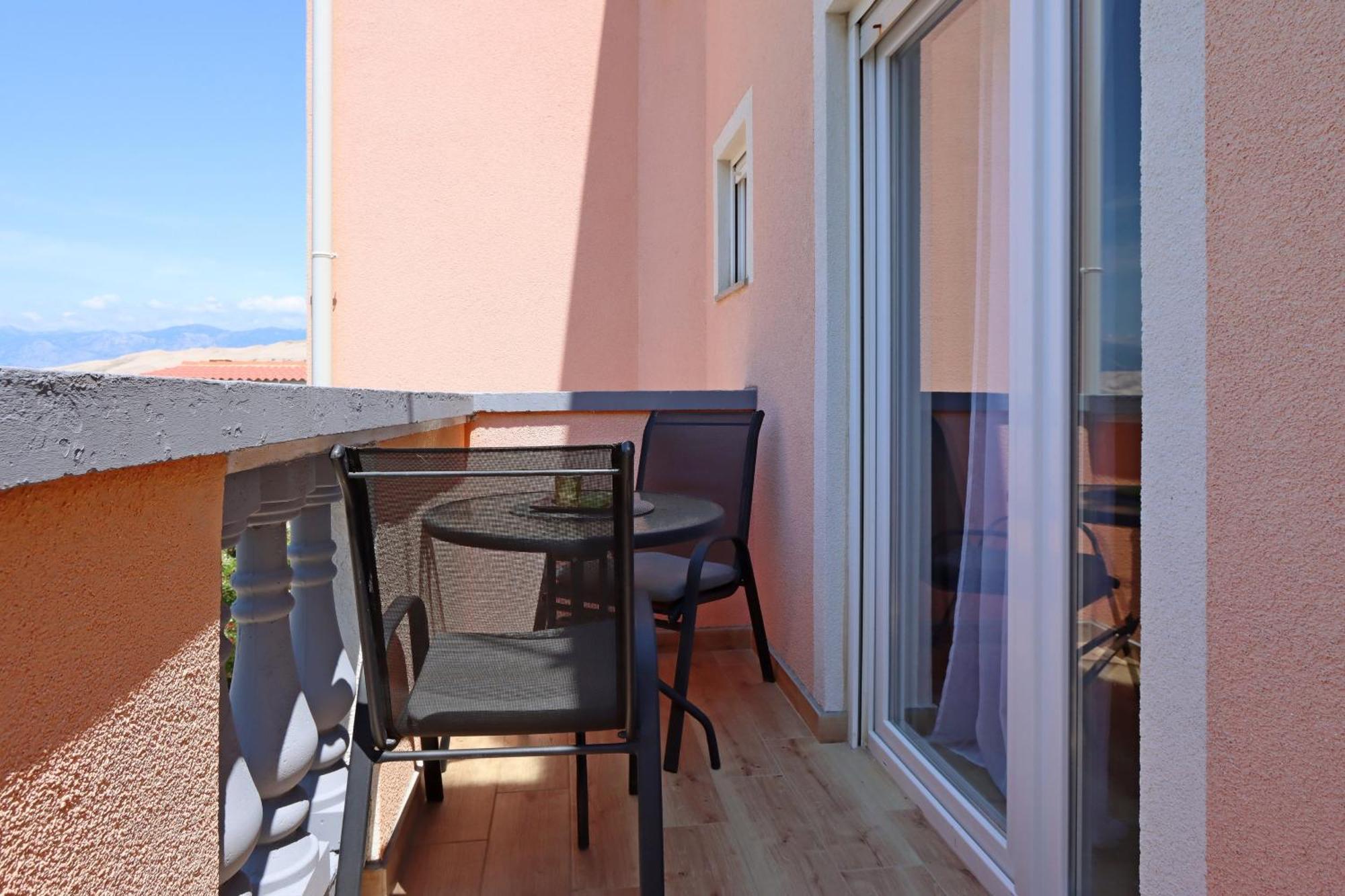 Seaside Apartments With A Swimming Pool Pag - 6412 Pag Town Zewnętrze zdjęcie