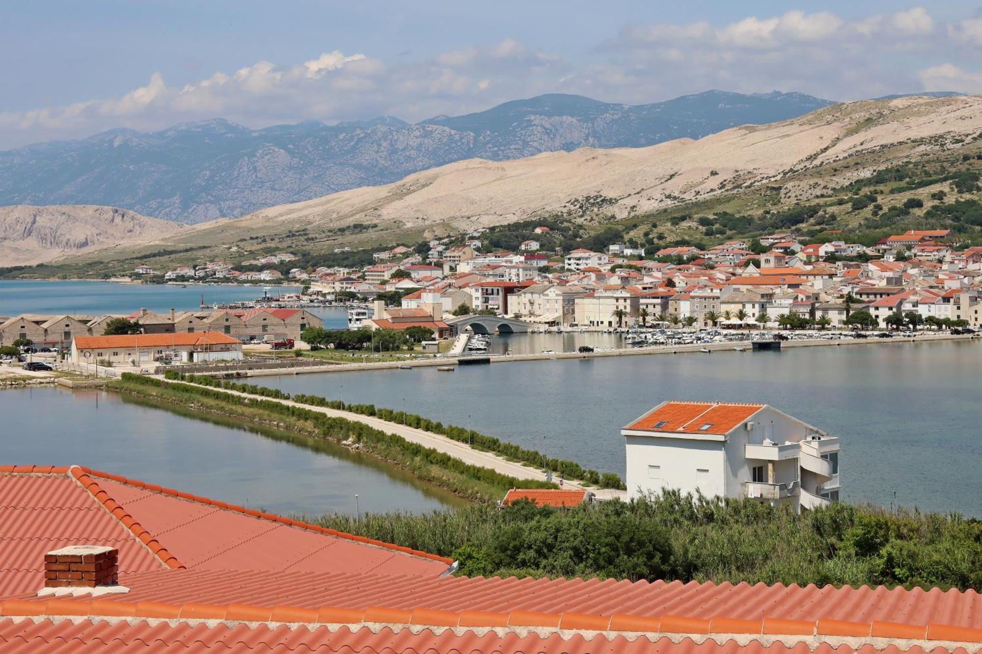 Seaside Apartments With A Swimming Pool Pag - 6412 Pag Town Zewnętrze zdjęcie